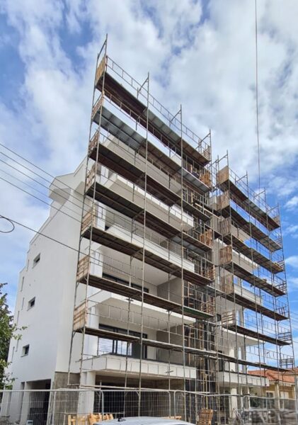 ΠΩΛΕΙΤΑΙ ΕΤΟΙΜΟΠΑΡΑΔΟΤΟ ΔΙΑΜΕΡΙΣΜΑ ΔΥΟ ΥΠΝΟΔΩΜΑΤΙΩΝ ΣΤΗΝ ΠΕΡΙΟΧΗ ΔΡΟΣΙΑΣ – ΛΑΡΝΑΚΑ – ID 002135074