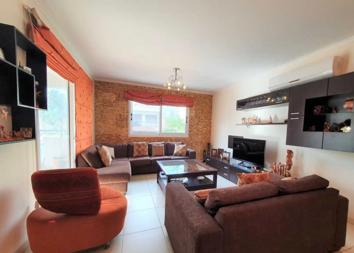 ΕΝΟΙΚΙΑΖΕΤΑΙ ΔΙΑΜΕΡΙΣΜΑ ΤΡΙΩΝ ΥΠΝΟΔΩΜΑΤΙΩΝ ΣΤΗΝ ΜΕΣΑ ΓΕΙΤΟΝΙΑ – ΛΕΜΕΣΟΣ – ID 002193043