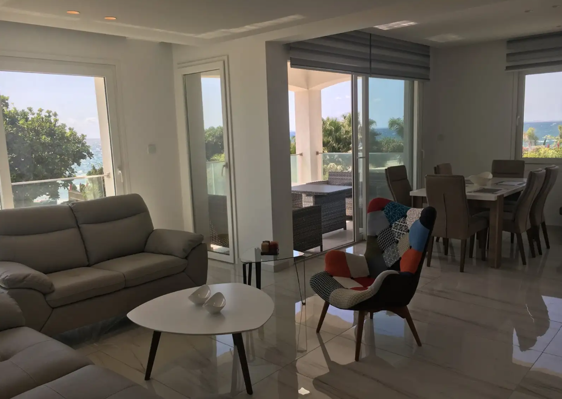 ΕΝΟΙΚΙΑΖΕΤΑΙ ΔΙΑΜΕΡΙΣΜΑ ΤΡΙΩΝ ΥΠΝΟΔΩΜΑΤΙΩΝ ΣΤΗΝ ΤΟΥΡΙΣΤΙΚΗ ΠΕΡΙΟΧΗ ΑΓΙΟΥ ΤΥΧΩΝΑ – ΛΕΜΕΣΟΣ- ID 002196124