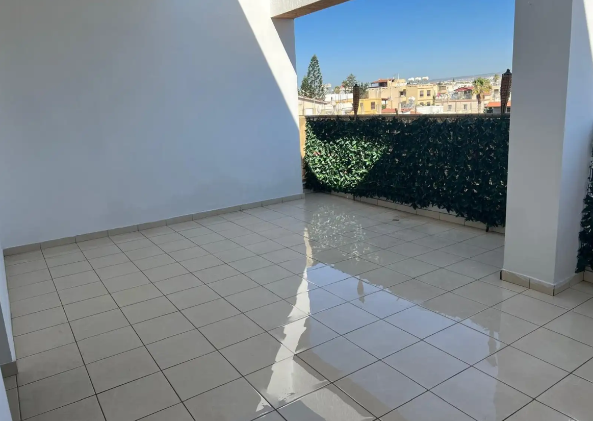 ΕΝΟΙΚΙΑΖΕΤΑΙ ΔΙΑΜΕΡΙΣΜΑ ΤΡΙΩΝ ΥΠΝΟΔΩΜΑΤΙΩΝ ΣΤΟΝ ΑΓΙΟ ΣΠΥΡΙΔΩΝΑ- ΛΕΜΕΣΟΣ – ID 002199053