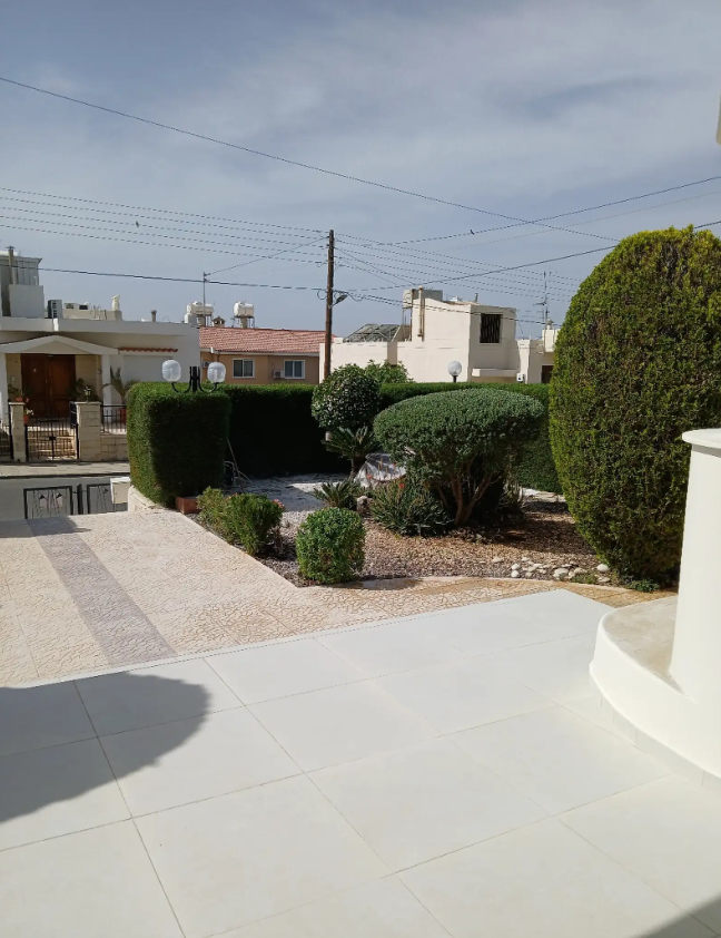 ΕΝΟΙΚΙΑΖΕΤΑΙ ΑΝΑΚΑΙΝΙΣΜΕΝΗ ΟΙΚΙΑ ΤΡΙΩΝ ΥΠΝΟΔΩΜΑΤΙΩΝ ΣΤΗΝ ΑΓΙΑ ΦΥΛΑ – ΛΕΜΕΣΟΣ- ID 002203798