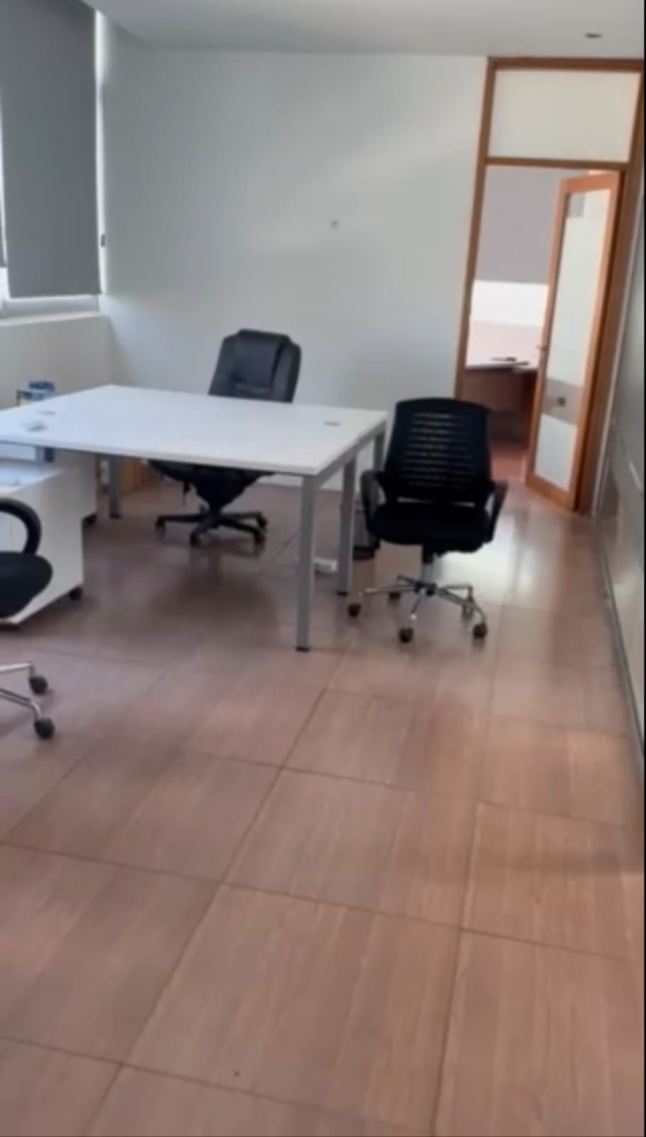 ΕΝΟΙΚΙΑΖΕΤΑΙ  ΓΡΑΦΕΙΟ 74ΤΜ ΣΤΟ ΚΕΝΤΡΟ ΤΗΣ ΠΟΛΗΣ – ΛΕΥΚΩΣΙΑ – ID 002204847