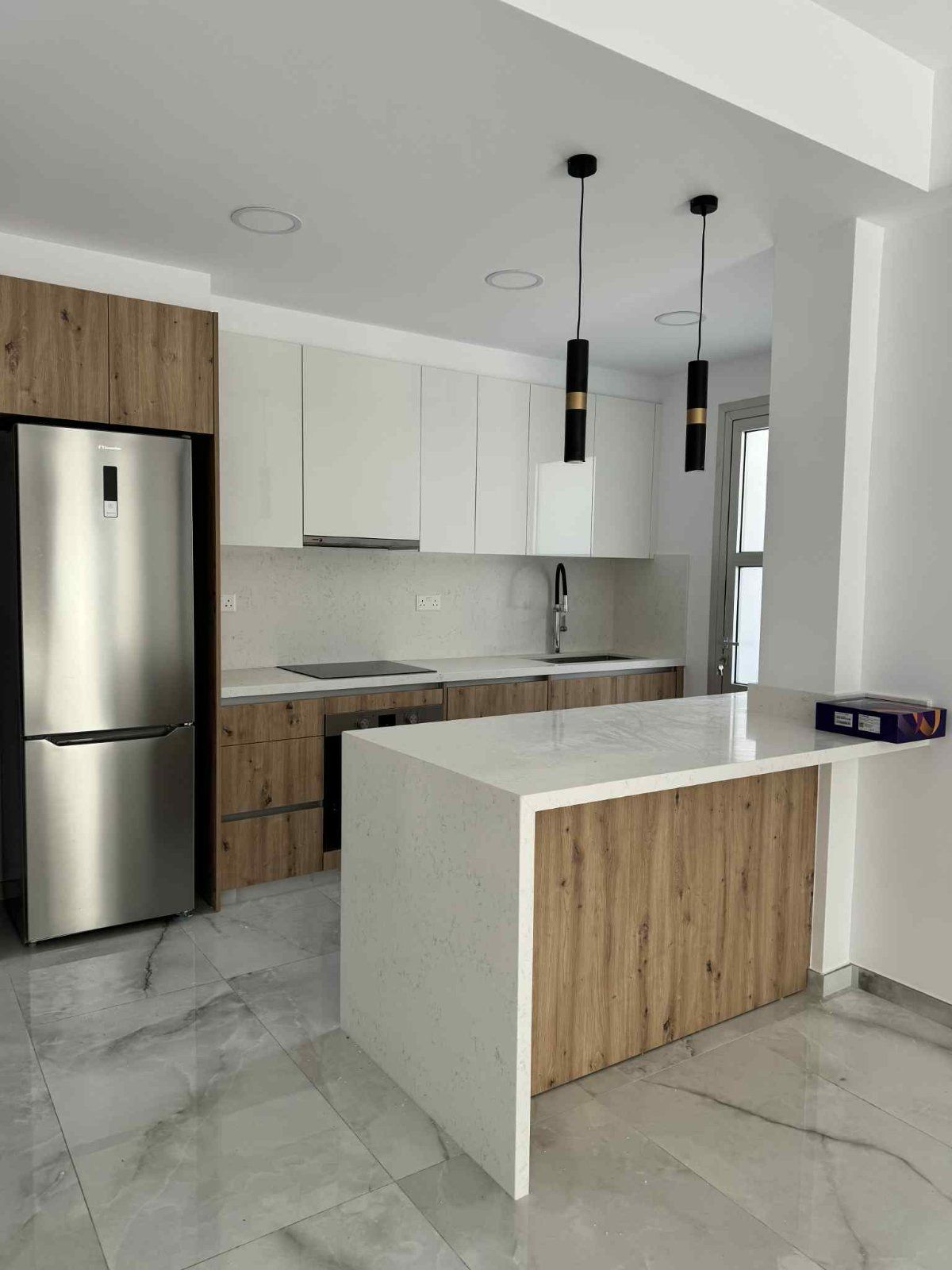 ΕΝΟΙΚΙΑΖΕΤΑΙ ΚΑΙΝΟΥΡΓΙΟ ΔΙΑΜΕΡΙΣΜΑ ΔΥΟ ΥΠΝΟΔΩΜΑΤΙΩΝ ΣΤΟ ΚΟΛΟΣΣΙ- ΛΕΜΕΣΟΣ- ID 002209076