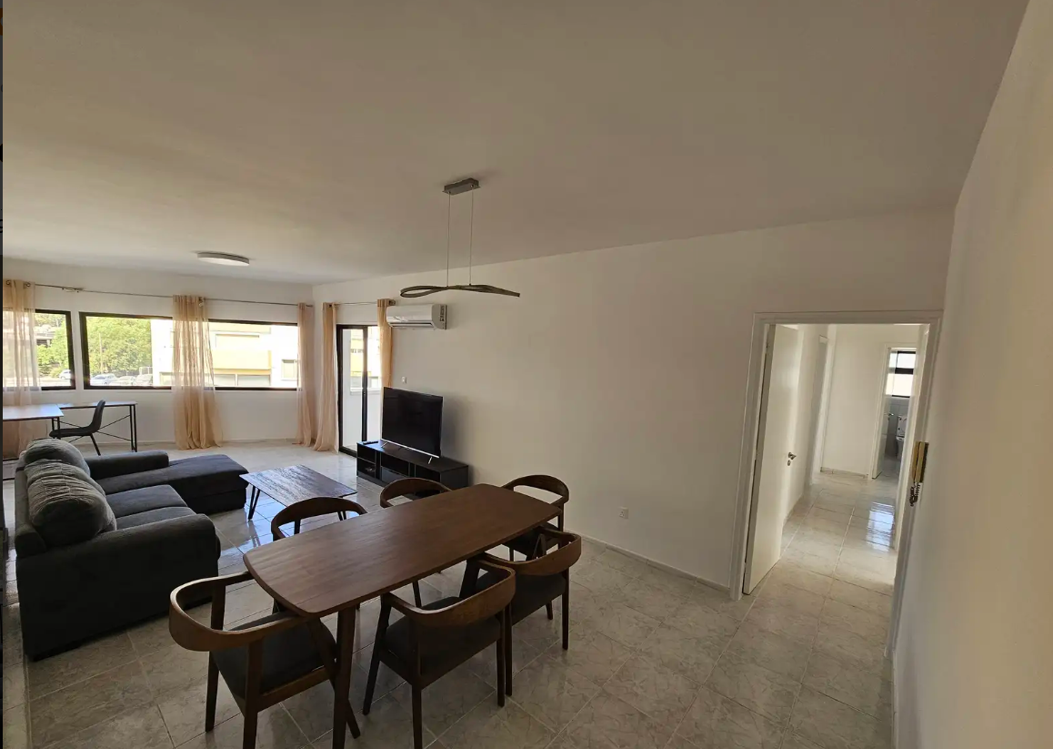 ΕΝΟΙΚΙΑΖΕΤΑΙ ΡΕΤΙΡΕ ΔΙΑΜΕΡΙΣΜΑ ΤΡΙΩΝ ΥΠΝΟΔΩΜΑΤΙΩΝ ΣΤΟΝ ΑΓΙΟ ΣΠΥΡΙΔΩΝΑ- ΛΕΜΕΣΟΣ- ID 002206257