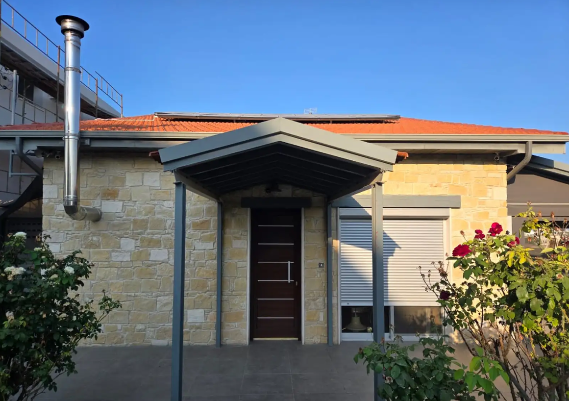 ΕΝΟΙΚΙΑΖΕΤΑΙ ΟΙΚΙΑ ΤΕΣΣΑΡΩΝ ΥΠΝΟΔΩΜΑΤΙΩΝ ΣΤΟ ΚΟΛΟΣΣΙ- ΛΕΜΕΣΟΣ- ID 002206324