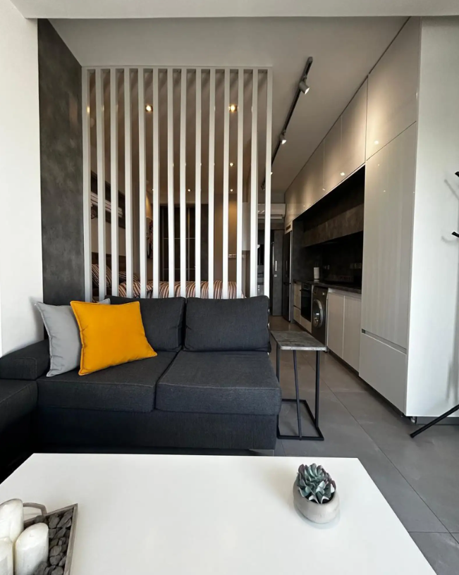 ΕΝΟΙΚΙΑΖΕΤΑΙ ΙΣΟΓΕΙΟ ΜΟΝΤΕΡΝΟ ΣΤΟΥΝΤΙΟ ΔΙΑΜΕΡΙΣΜΑ ΣΤΑ ΠΑΝΘΕΑ- ΛΕΜΕΣΟΣ – ID 002207722