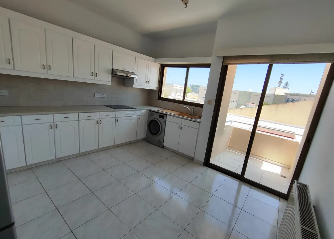 ΕΝΟΙΚΙΑΖΕΤΑΙ ΑΝΩΓΕΙΟΣ ΟΙΚΙΑ ΤΡΙΩΝ ΥΠΝΟΔΩΜΑΤΙΩΝ ΣΤΑ ΚΑΤΩ ΠΟΛΕΜΙΔΙΑ ΣΤΗ ΛΕΜΕΣΟ – ID 002208945