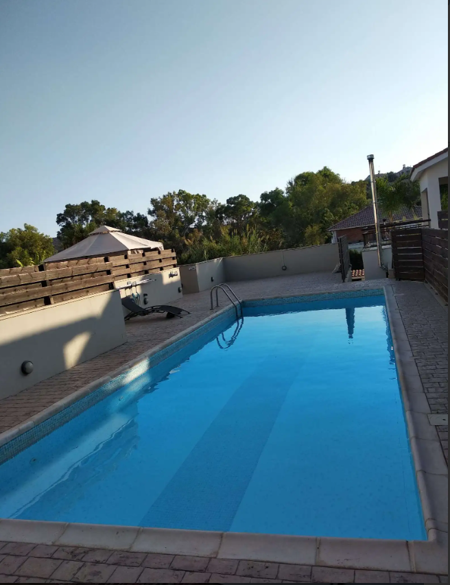 ΕΝΟΙΚΙΑΖΕΤΑΙ ΔΙΑΜΕΡΙΣΜΑ ΔΥΟ ΥΠΝΟΔΩΜΑΤΙΩΝ  ΣΤΟΝ ΠΥΡΓΟ ΣΤΗ ΛΕΜΕΣΟ – ΙD 002209806