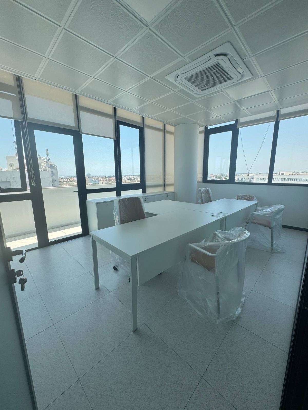 ΕΝΟΙΚΙΑΖΕΤΑΙ ΓΡΑΦΕΙΟ 221 Τ.Μ. ΣΤΗΝ ΠΕΡΙΟΧΗ ΟΜΟΝΟΙΑΣ- ΛΕΜΕΣΟΣ- ID 002212797