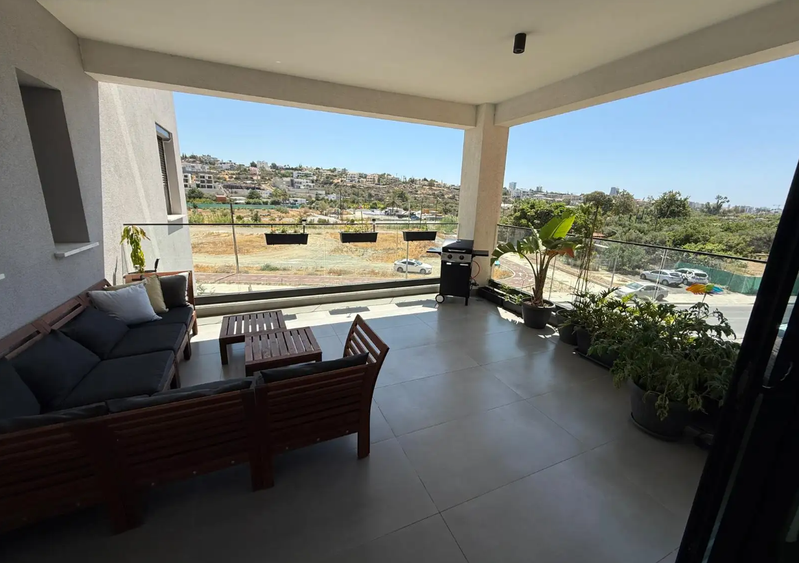 ΕΝΟΙΚΙΑΖΕΤΑΙ ΔΙΑΜΕΡΙΣΜΑ ΔΥΟ ΥΠΝΟΔΩΜΑΤΙΩΝ ΣΤΗΝ ΓΕΡΜΑΣΟΓΕΙΑ – ΛΕΜΕΣΟΣ – ID 002211526