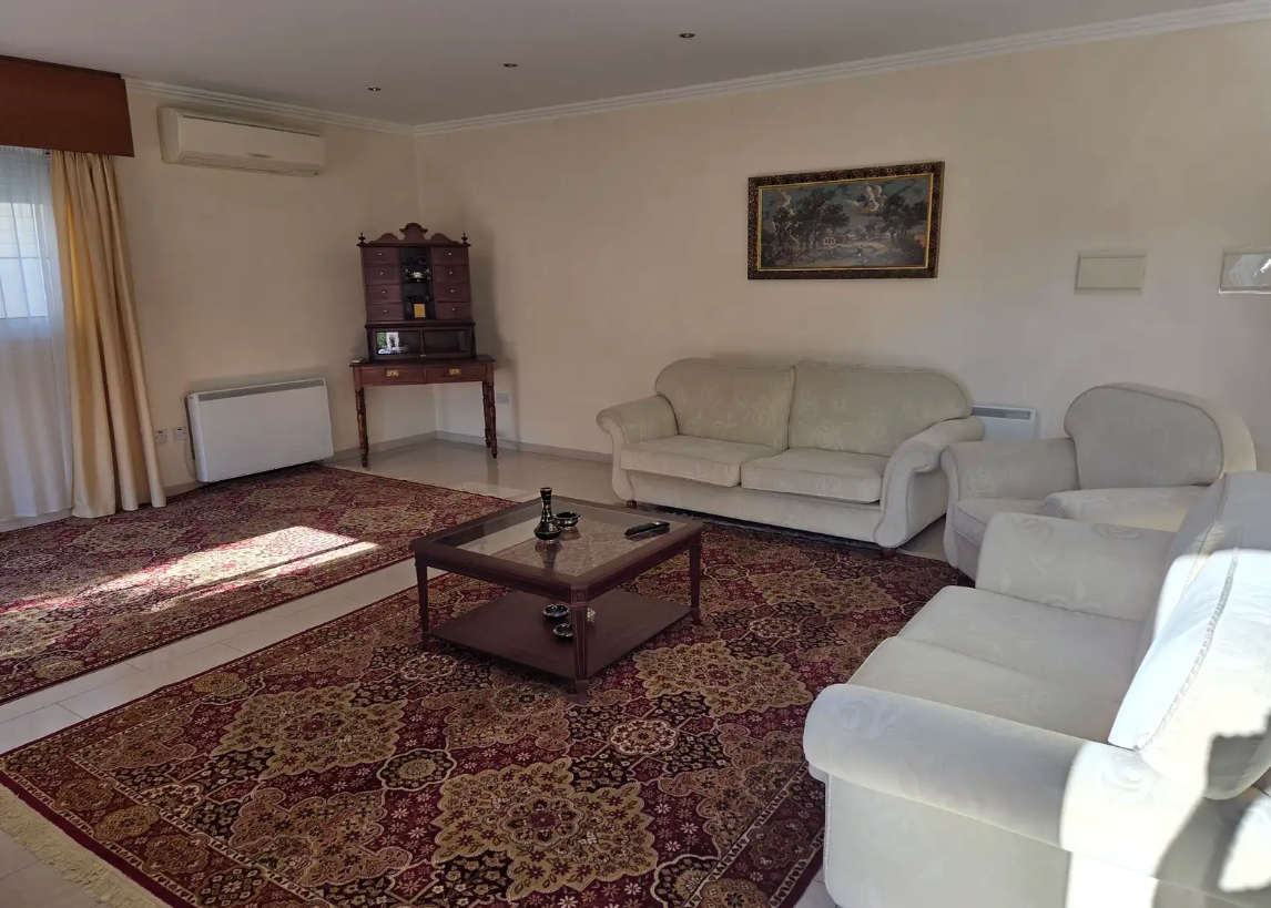 ΕΝΟΙΚΙΑΖΕΤΑΙ ΗΜΙ-ΑΝΕΞΑΡΤΗΤΗ ΟΙΚΙΑ ΤΡΙΩΝ ΥΠΝΟΔΩΜΑΤΙΩΝ ΣΤΗΝ ΜΕΣΑ ΓΕΙΤΟΝΙΑ- ΛΕΜΕΣΟΣ – ID 002217887