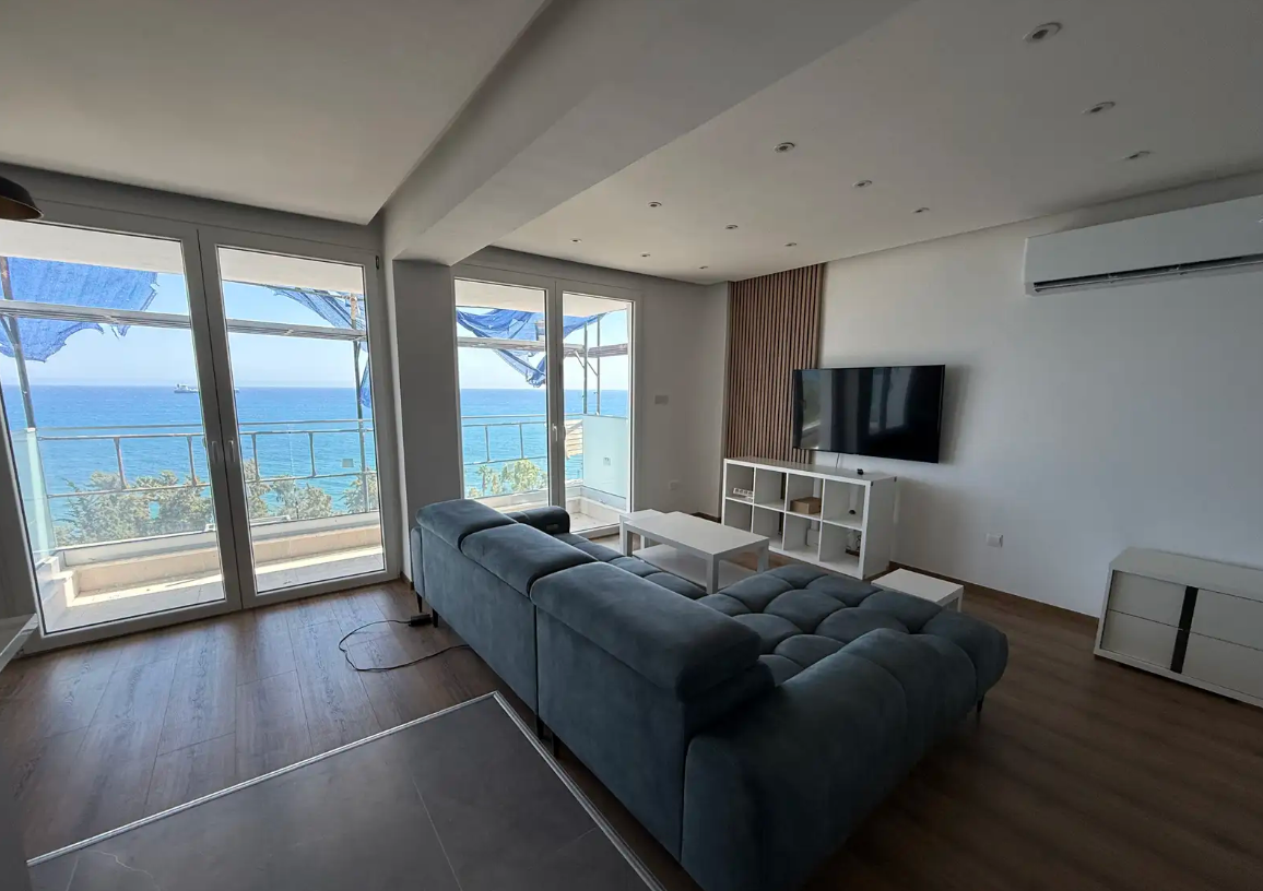 ΕΝΟΙΚΙΑΖΕΤΑΙ ΑΝΑΚΑΙΝΙΣΜΕΝΟ ΡΕΤΙΡΕ ΔΙΑΜΕΡΙΣΜΑ ΤΡΙΩΝ ΥΠΝΟΔΩΜΑΤΙΩΝ ΣΤΗΝ ΑΓΙΑ ΤΡΙΑΔΑ- ΛΕΜΕΣΟΣ- ID 002219300