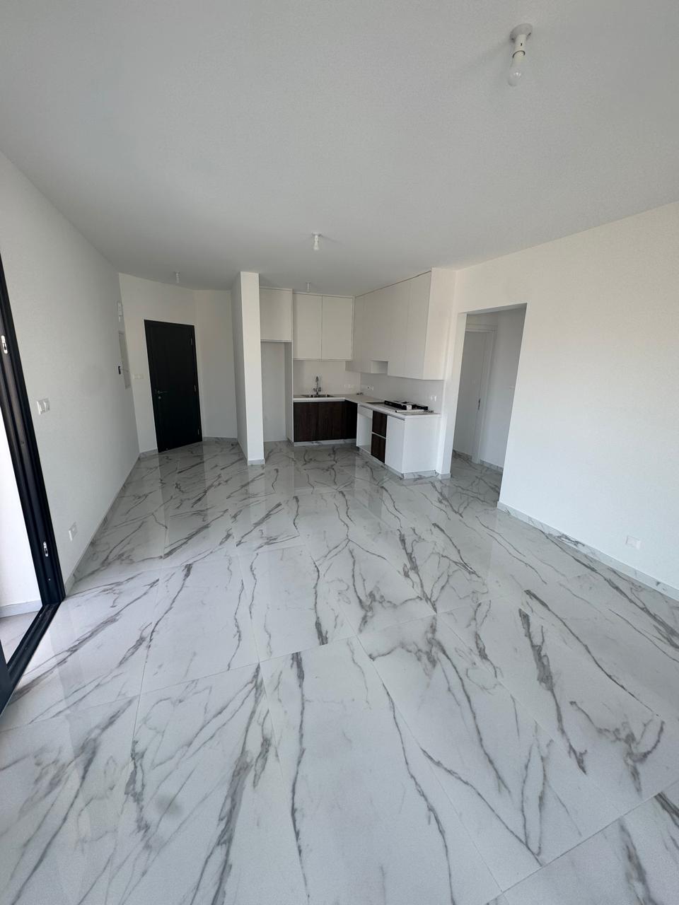 ΠΩΛΕΙΤΑΙ ΕΤΟΙΜΟΠΑΡΑΔΟΤΟ ΚΑΙΝΟΥΡΓΙΟ ΡΕΤΙΡΕ ΔΙΑΜΕΡΙΣΜΑ ΔΥΟ ΥΠΝΟΔΩΜΑΤΙΩΝ ΣΤΗΝ ΠΕΡΙΟΧΗ ΑΓΙΟΣ ΕΛΕΥΘΕΡΙΟΣ – ΜΕΣΑ ΓΕΙΤΟΝΙΑ – ΛΕΜΕΣΟΣ – ID 002217820