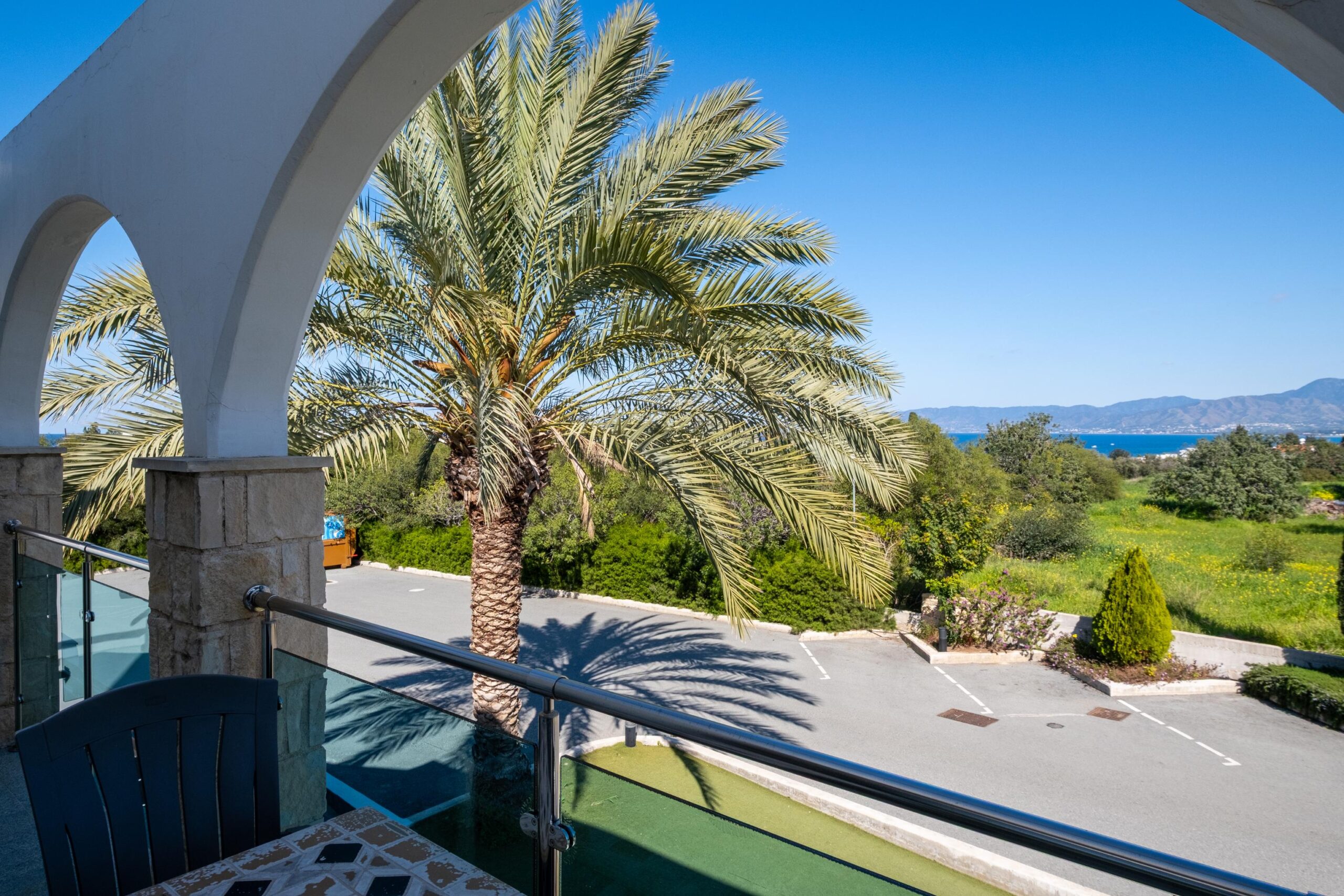 ΠΩΛΕΙΤΑΙ ΔΙΑΜΕΡΙΣΜΑ ΕΝΟΣ ΥΠΝΟΔΩΜΑΤΙΟΥ ΣΤΟ ΛΑΤΣΙ-ΠΑΦΟΣ-ID 002241634