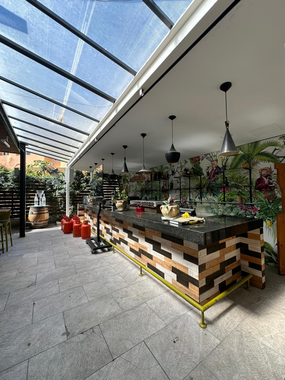 ΕΝΟΙΚΙΑΖΕΤΑΙ ΠΛΗΡΩΣ ΕΞΟΠΛΙΣΜΕΝΗ ΕΠΙΧΕΙΡΗΣΗ ΣΤΗΝ ΠΛΑΤΕΙΑ ΚΕΝΕΝΤΙ ΣΤΗΝ ΠΛΑΤΕΙΑ ΚΕΝΕΝΤΙ – ΠΑΦΟΣ-ID 002240367